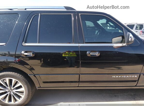 5LMJJ2HT6GEL03558 2016 LINCOLN NAVIGATOR Black Սալոնի հետևի տեսք