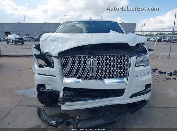 5LMJJ2KT9NEL08064 2022 LINCOLN NAVIGATOR Белый Вид задней части салона