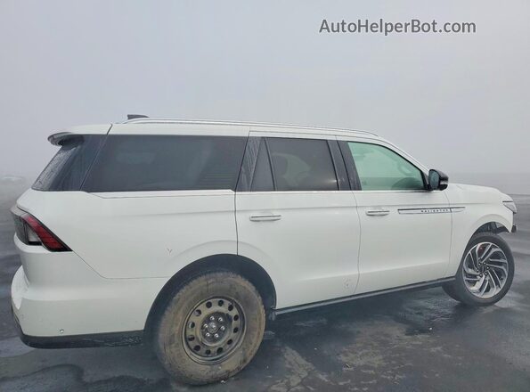 5LMJJ2LG0SEL03459 2025 LINCOLN NAVIGATOR Белый Задняя правая четверть