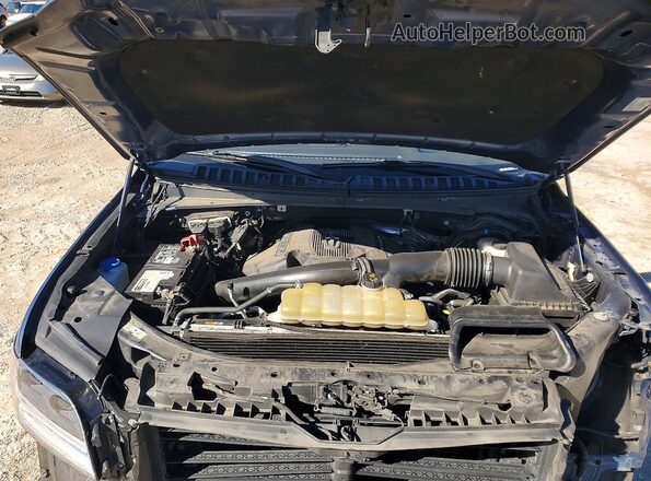5LMJJ2LT2KEL25010 2019 LINCOLN NAVIGATOR Синий Вид задней части салона