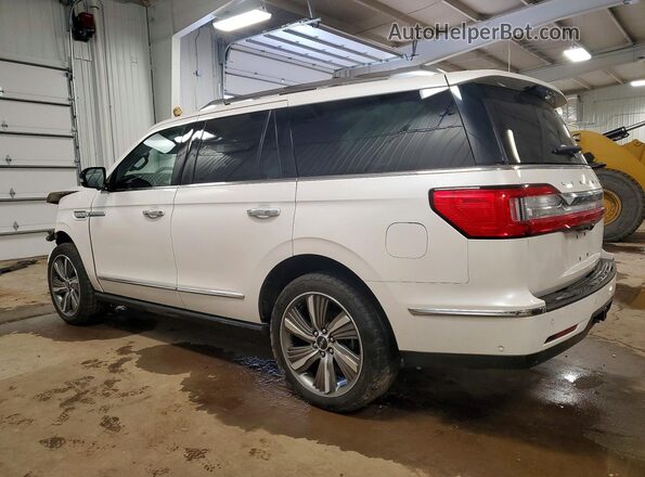 5LMJJ2LT4KEL26322 2019 LINCOLN NAVIGATOR Белый Задняя левая четверть