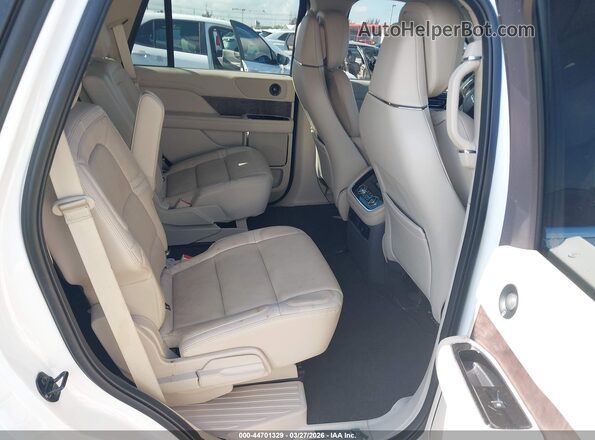 5LMJJ2LT4MEL20880 2021 LINCOLN NAVIGATOR Белый Вид наклейки с VIN-кодом