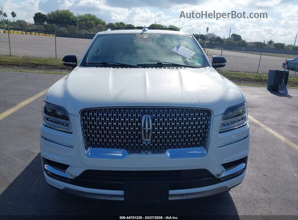 5LMJJ2LT4MEL20880 2021 LINCOLN NAVIGATOR Белый Вид щитка приборов