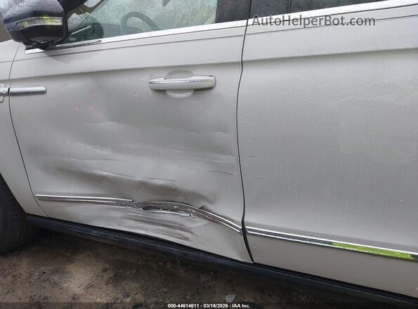 5LMJJ2LT8LEL03790 2020 LINCOLN NAVIGATOR Белый Вид спереди