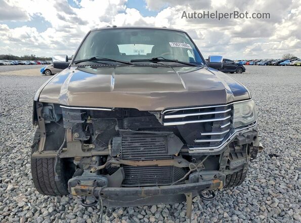 5LMJJ3HT2HEL01619 2017 LINCOLN NAVIGATOR Brown Widok z przodu