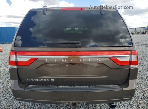 5LMJJ3HT2HEL01619 2017 LINCOLN NAVIGATOR Brown Widok z tyłu