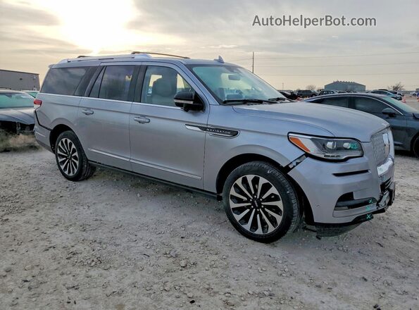 5LMJJ3LGXREL05459 2024 LINCOLN NAVIGATOR Серебряный Передняя правая четверть