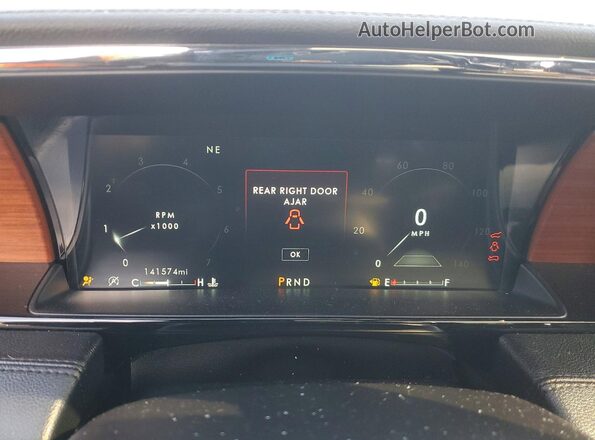 5LMJJ3LT2KEL17446 2019 LINCOLN NAVIGATOR Черный Вид щитка приборов