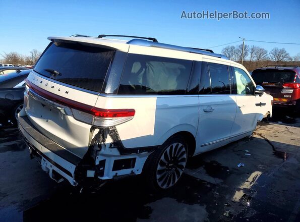 5LMJJ3TG4REL20135 2024 LINCOLN NAVIGATOR Белый Задняя правая четверть