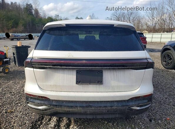 5LMPJ8JA8SJ957144 2025 LINCOLN NAUTILUS Белый Вид сзади