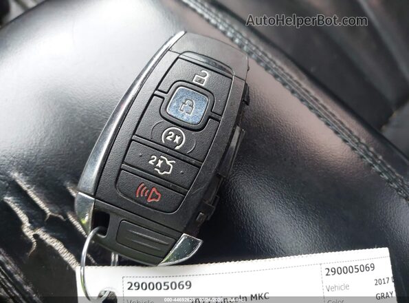 5LMTJ3DH3HUL04299 2017 LINCOLN MKC Серый Вид панели приборов