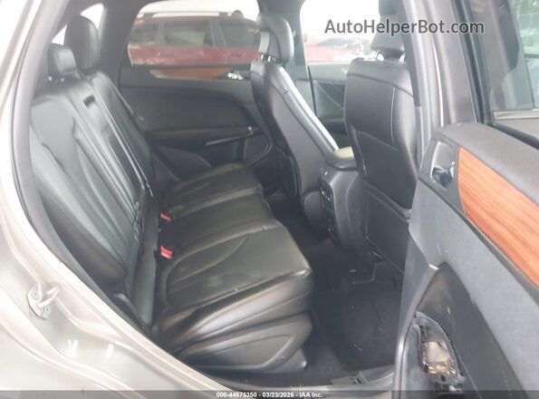 5LMTJ3DHXKUL08633 2019 LINCOLN MKC Tan Widok naklejki z numerem VIN