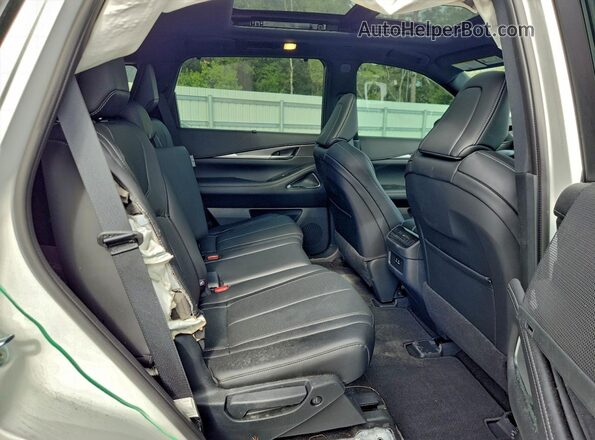 5N1AL1FS5SC343748 2025 INFINITI QX60 White Widok wnętrza z tyłu