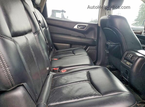 5N1AR2MM7GC602739 2016 NISSAN PATHFINDER Black Rear interior view