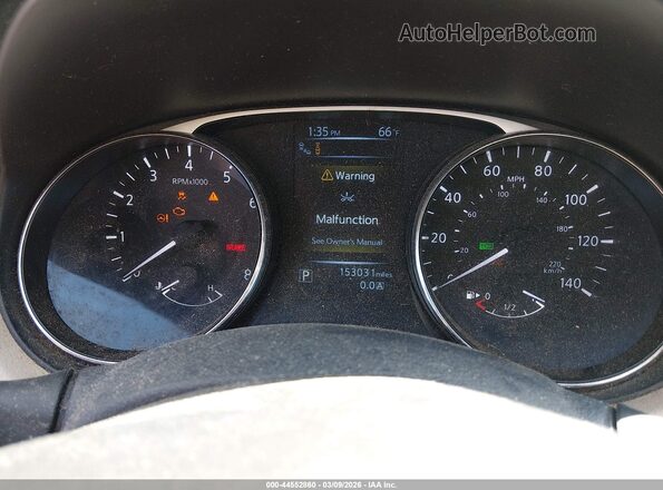 5N1AT2MT0GC867043 2016 NISSAN ROGUE Red Widok tylnych siedzeń