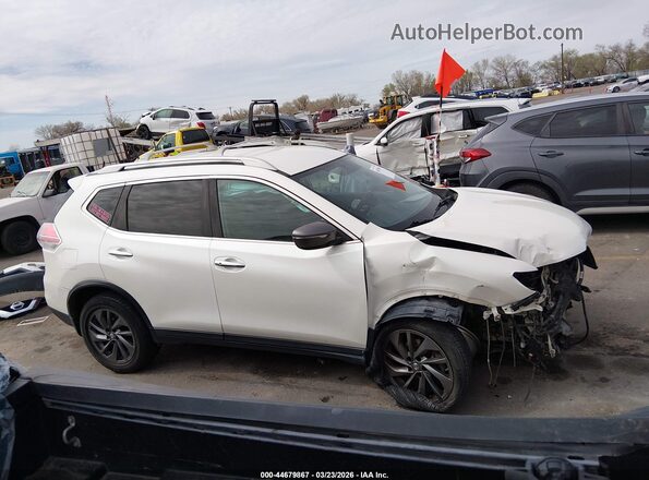 5N1AT2MV2GC783887 2016 NISSAN ROGUE White 360 interior view