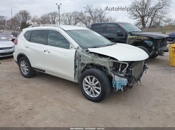 5N1AT2MVXJC758923 2018 NISSAN ROGUE White Przód prawy