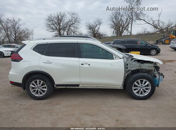 5N1AT2MVXJC758923 2018 NISSAN ROGUE White Widok wnętrza 360 stopni