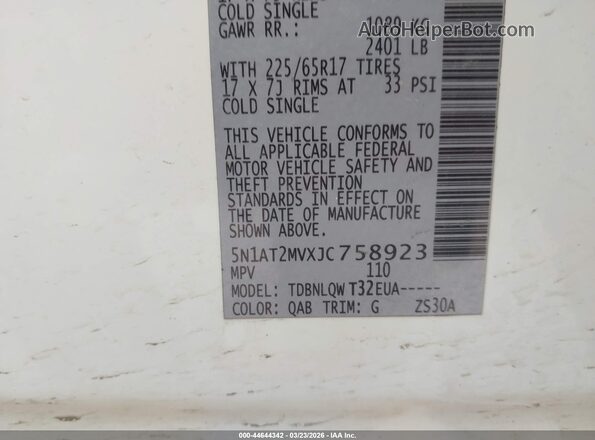 5N1AT2MVXJC758923 2018 NISSAN ROGUE White Widok komory silnika