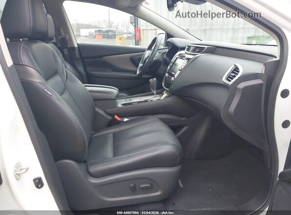 5N1AZ2CJ3PC109177 2023 NISSAN MURANO Белый Вид салона спереди
