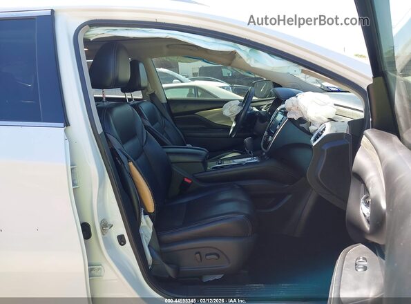 5N1AZ2MH8JN164490 2018 NISSAN MURANO Белый Вид салона спереди