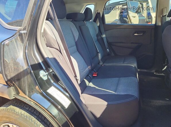 5N1BT3BA8PC903962 2023 NISSAN ROGUE Черный Вид задней части салона