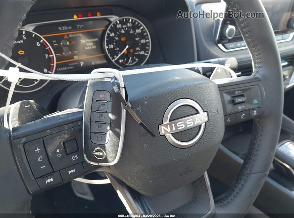 5N1BT3BAXSC836788 2025 NISSAN ROGUE Серебряный Вид панели приборов
