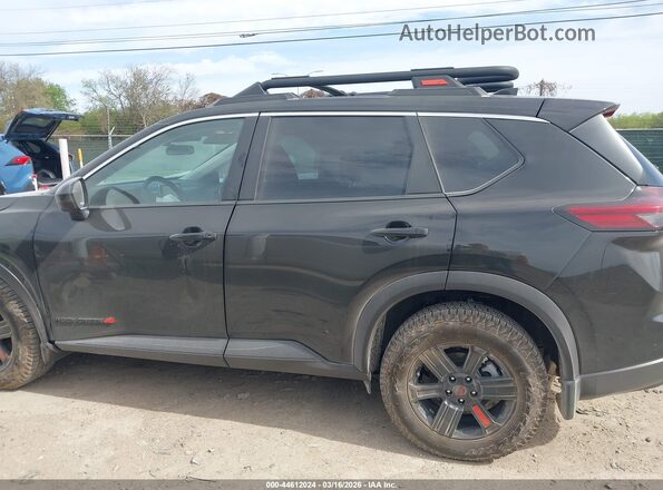 5N1BT3BB4SC797933 2025 NISSAN ROGUE Черный Панорамный вид салона 360°