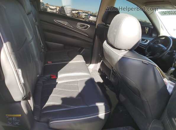 5N1DL0MM4KC526442 2019 INFINITI QX60 White Rear seats view