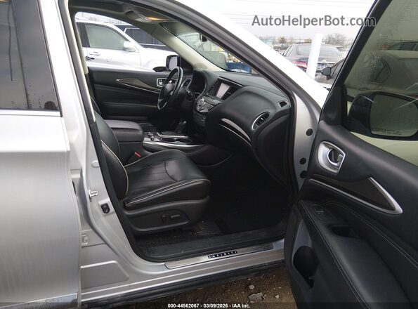 5N1DL0MN7HC556682 2017 INFINITI QX60 Серебряный Вид салона спереди