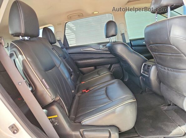 5N1DL0MN9JC509627 2018 INFINITI QX60 Белый Вид задней части салона