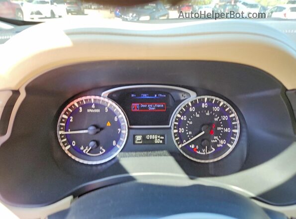 5N1DL0MNXJC511824 2018 INFINITI QX60 White Widok zestawu wskaźników