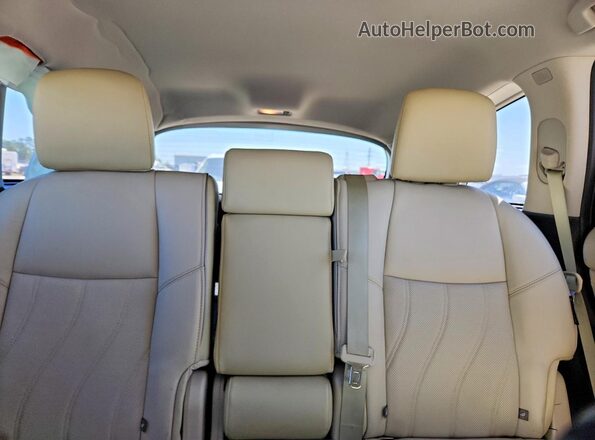 5N1DL0MNXJC511824 2018 INFINITI QX60 White Widok tylnych siedzeń