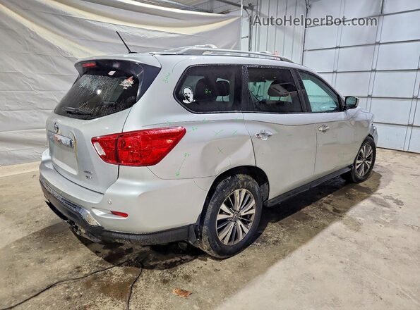 5N1DR2MM0HC628615 2017 NISSAN PATHFINDER Серебряный Задняя правая четверть
