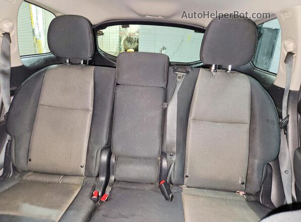 5N1DR2MM0HC628615 2017 NISSAN PATHFINDER Серебряный Вид задних сидений