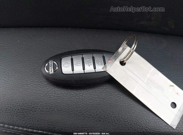 5N1DR2MM0JC643427 2018 NISSAN PATHFINDER Белый Вид панели приборов