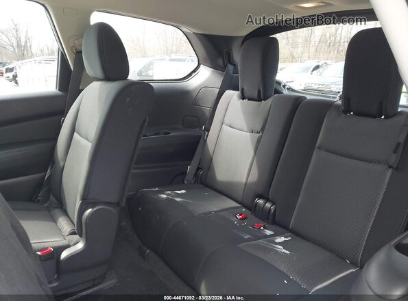 5N1DR2MM0JC670594 2018 NISSAN PATHFINDER Silver 