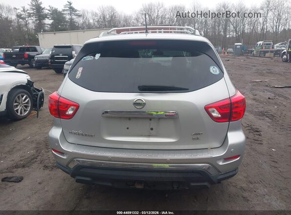 5N1DR2MM2HC690887 2017 NISSAN PATHFINDER Silver 