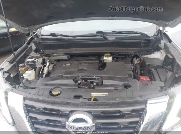 5N1DR2MM2HC690887 2017 NISSAN PATHFINDER Silver Widok z tyłu