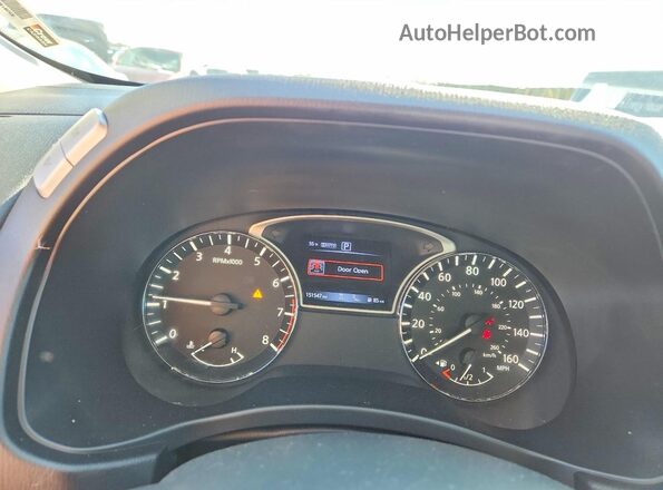 5N1DR2MM3HC600274 2017 NISSAN PATHFINDER Золотой Вид щитка приборов