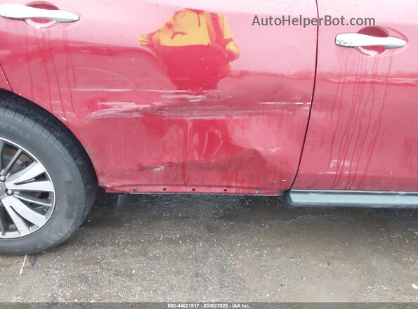 5N1DR2MM8HC913174 2017 NISSAN PATHFINDER Красный Вид спереди