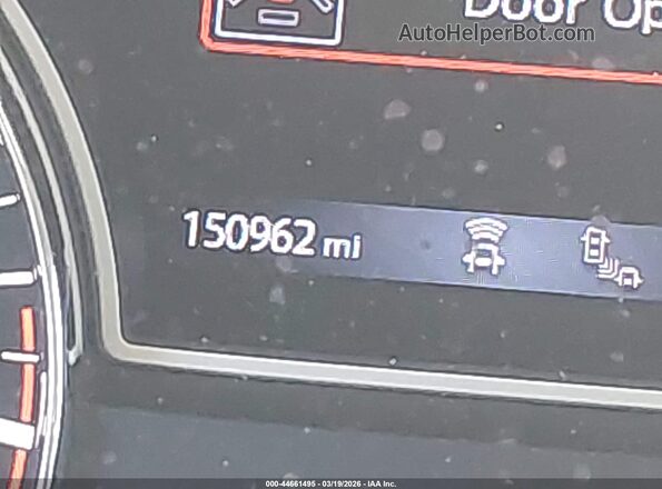 5N1DR2MM9HC600005 2017 NISSAN PATHFINDER Красный Вид задней части салона