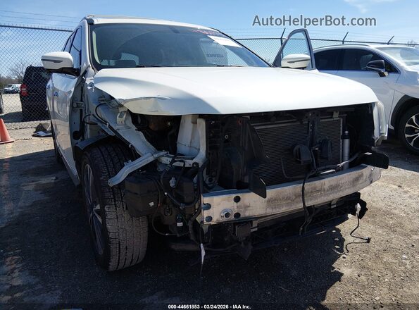 5N1DR2MMXHC638570 2017 NISSAN PATHFINDER White Widok z przodu
