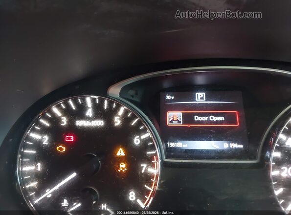 5N1DR2MN2HC639270 2017 NISSAN PATHFINDER Серый Вид задних сидений