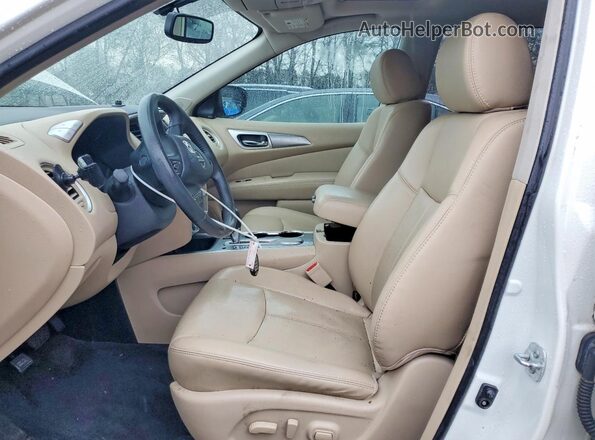 5N1DR2MN6HC615084 2017 NISSAN PATHFINDER White Вид салону спереду