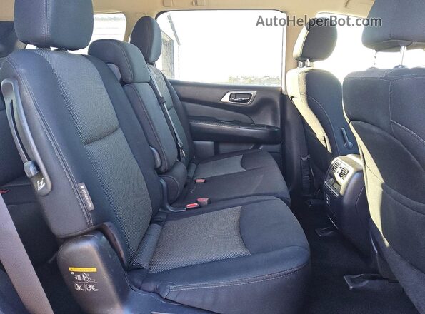 5N1DR2MN6JC616077 2018 NISSAN PATHFINDER Black Вид задньої частини салону