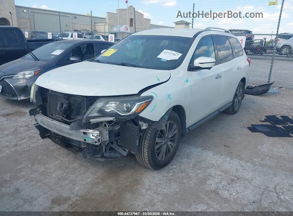 5N1DR2MN7HC686231 2017 NISSAN PATHFINDER White Widok z przodu
