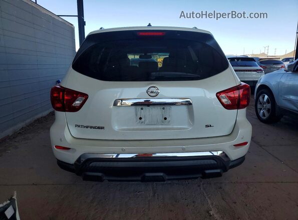 5N1DR2MN9JC612914 2018 NISSAN PATHFINDER White Rear view