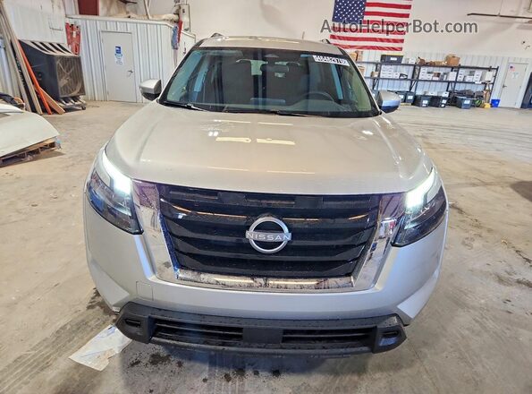 5N1DR3BA3SC239683 2025 NISSAN PATHFINDER Silver Widok z przodu