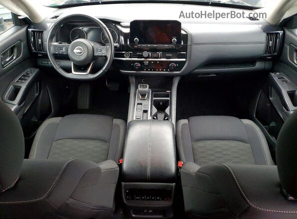 5N1DR3BA9RC251735 2024 NISSAN PATHFINDER Серебряный Вид панели приборов